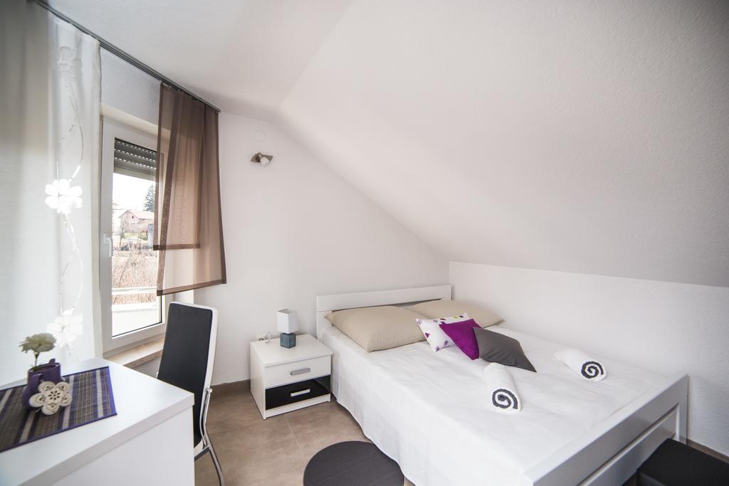 דרז'ניק גראד Guest House Melody מראה חיצוני תמונה